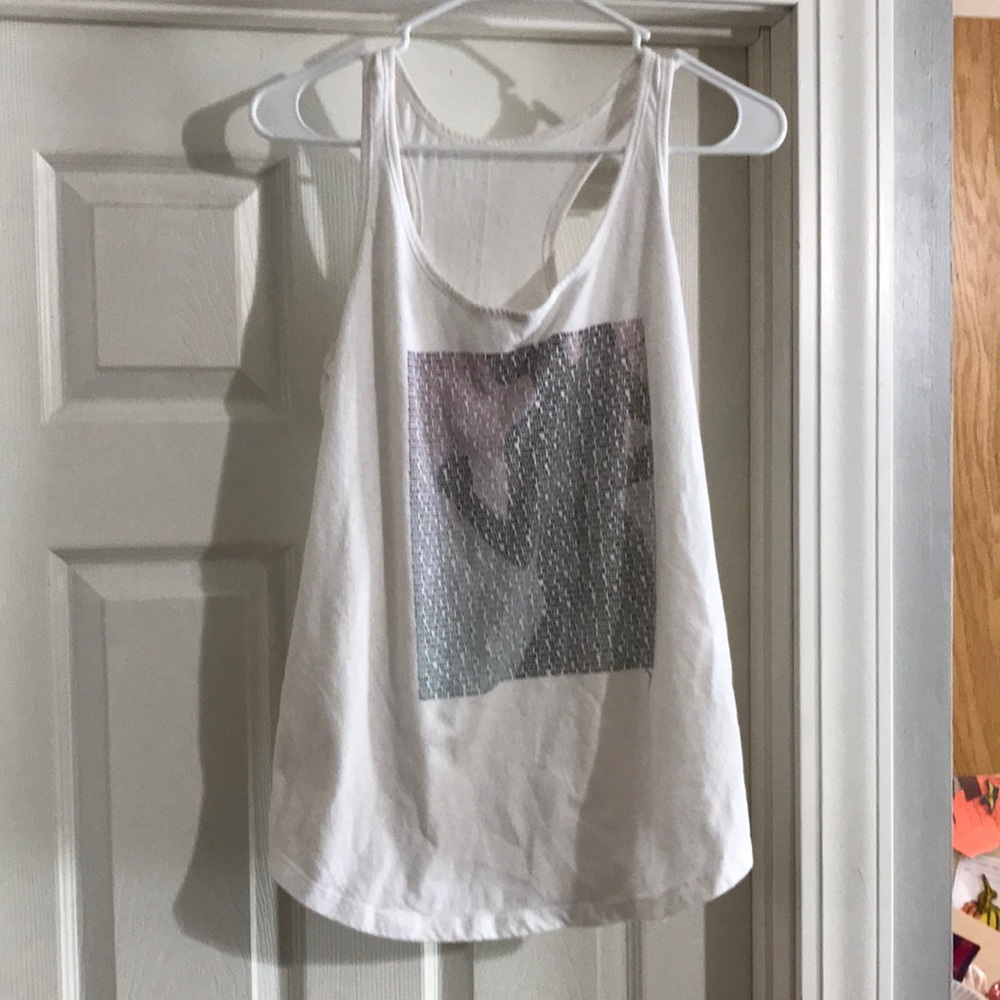 4/$12 Old Navy Workout Tank